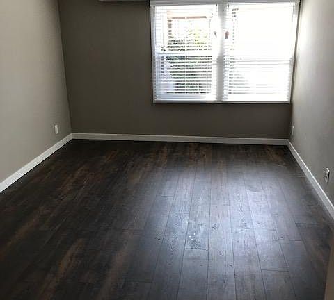 Living Room w AC