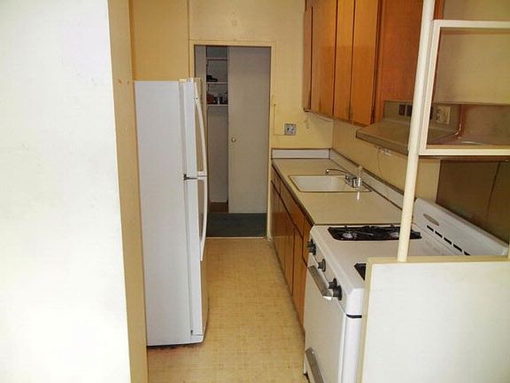 5th image of 2930 W 5th St APT 14T