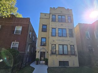5759 N Washtenaw Ave #B, Chicago, IL 60659