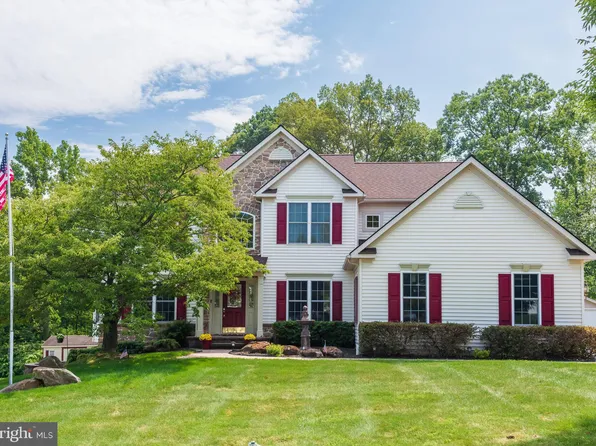 210 Sandy Way, Coatesville, PA 19320