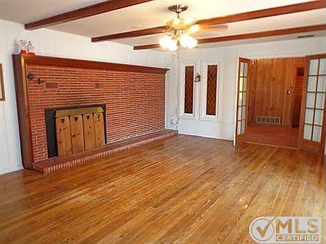5th image of 3303 Austin Ave