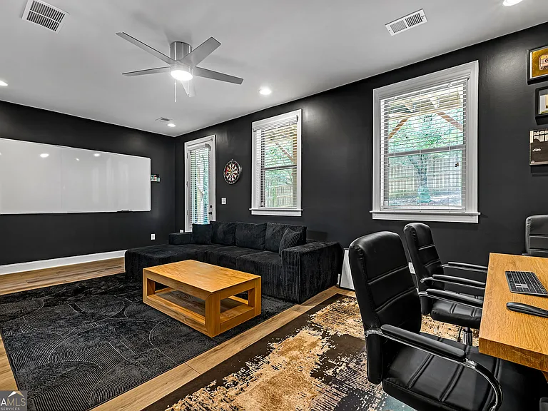 720 Avondale Hills Dr — Photo 36