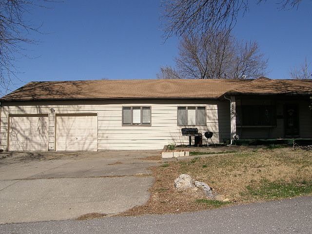 1st image of 10926 E 9th St S