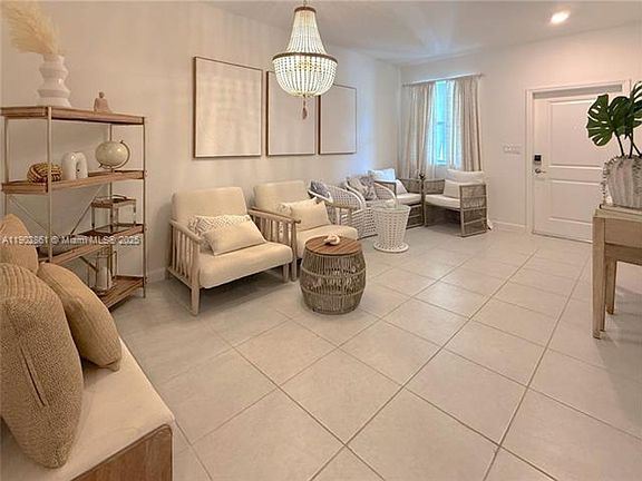 3rd image of 1060 SE 26th Ter #Townhouse 1060