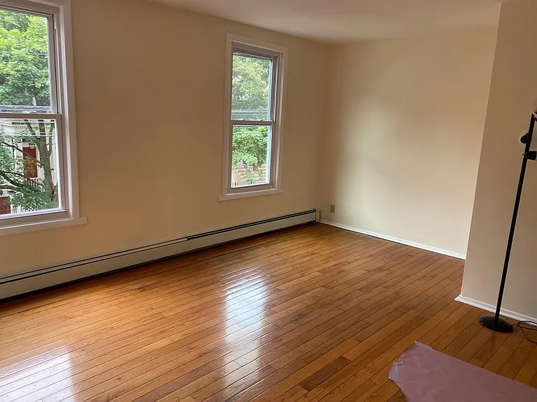 34 Wayne St #1 — Photo 15
