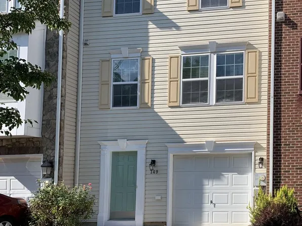 149 Scarboro Dr, Bunker Hill, WV 25413