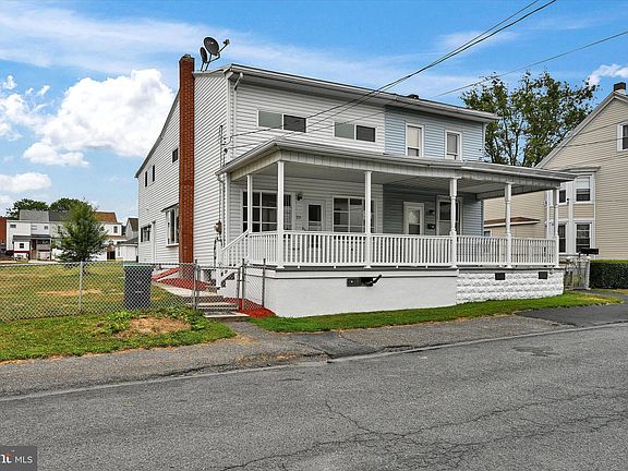 2nd image of 23 S Railroad Ave