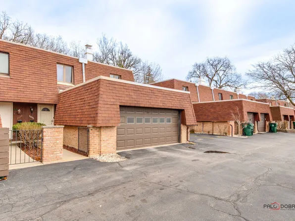 1073 Busse Hwy, Park Ridge, IL 60068
