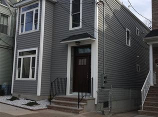 607 N 5th St, Harrison, NJ 07029