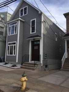 607 N 5th St, Harrison, NJ, 07029