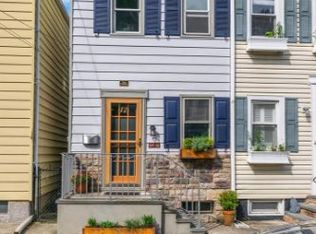 12 Spring St, Bordentown, NJ 08505