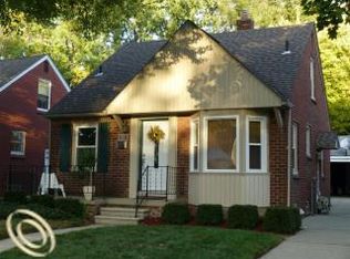 1808 N Denwood St, Dearborn, MI 48128