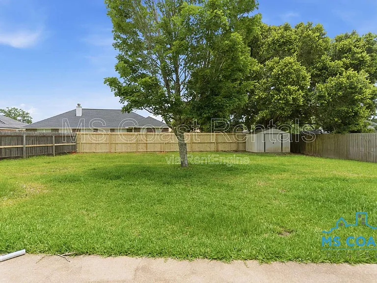 14961 Greenwell Cir — Photo 22