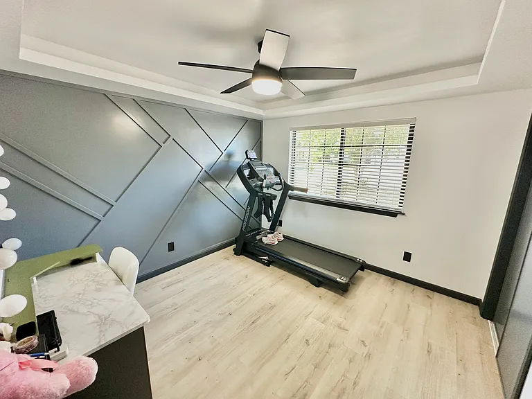 5836 E Lansing Way — Photo 12