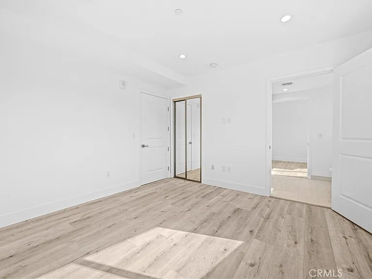 4214 Fulton Ave #203 — Photo 13