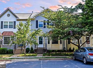 928 Smartts Ln NE, Leesburg, VA 20176