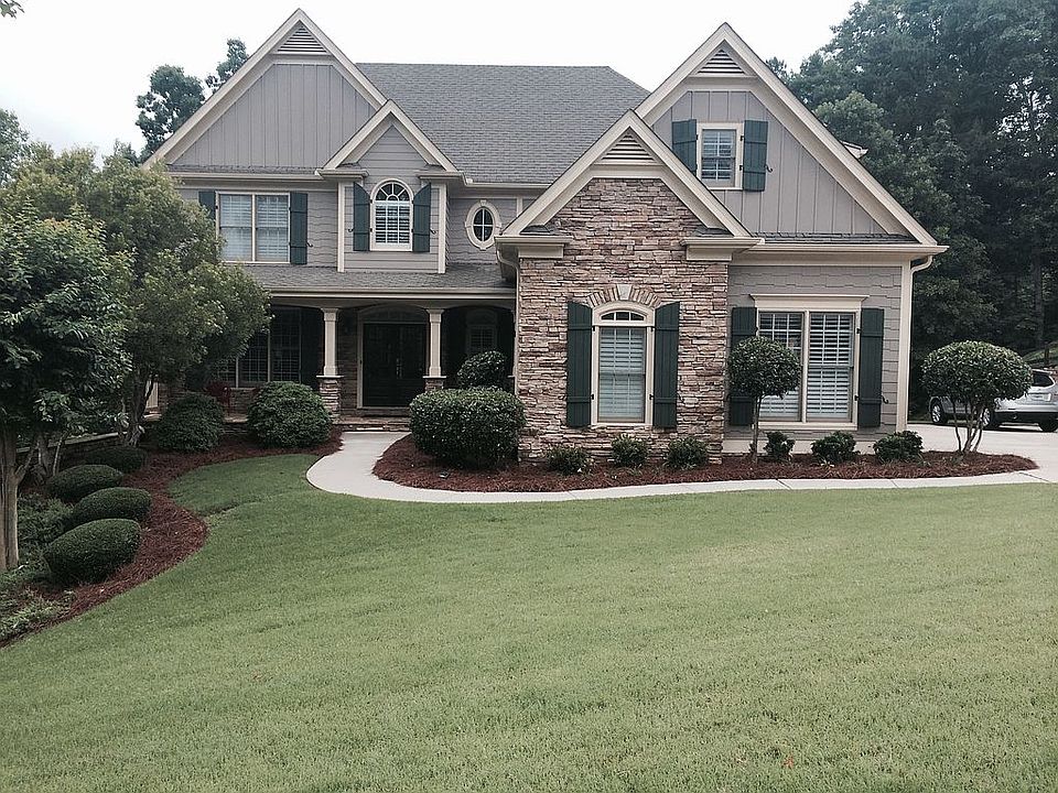 2nd image of 212 Crescent Moon Way