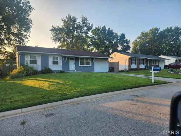 3075 Abbey St, Saint Charles, MO 63301