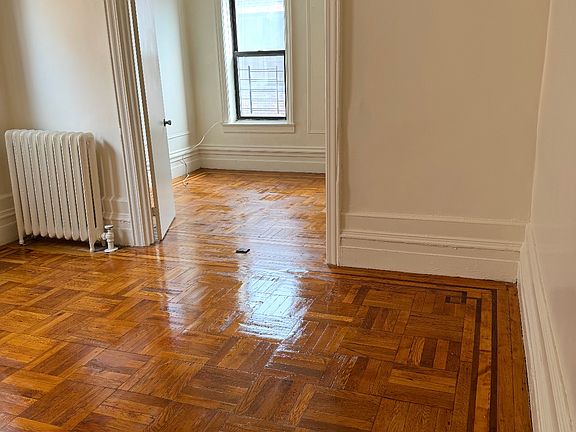 2nd image of 2900 Briggs Ave APT 5