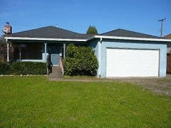 1st image of 3339 Golf Dr