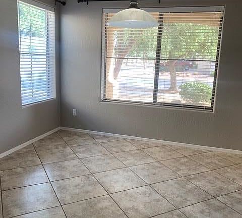 5th image of 12932 N 142nd Ln