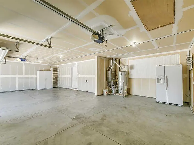 3864 S Picasso Ave — Photo 23