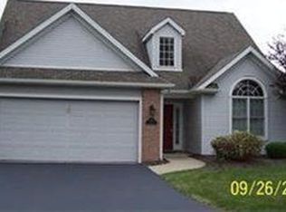 170 Lake Pointe Cir #170, Canfield, OH 44406