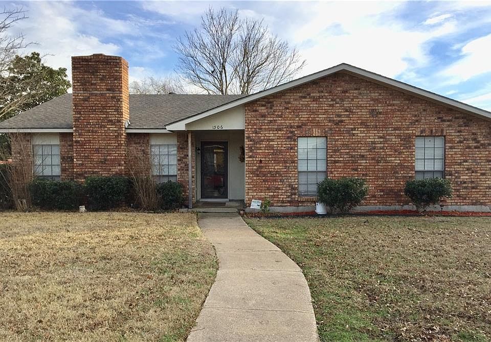 1st image of 1506 Willow Crest Dr