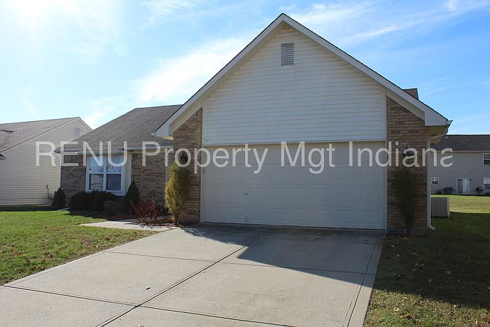 1st image of 9765 Lomax Dr
