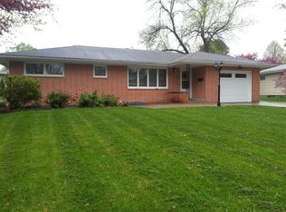 1901 1st Ave NW, Waverly, IA 50677