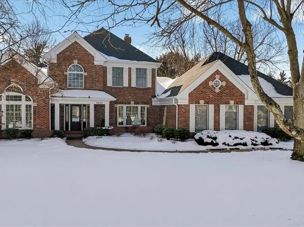 2603 Stonebriar Ridge Ct, Chesterfield, MO 63017