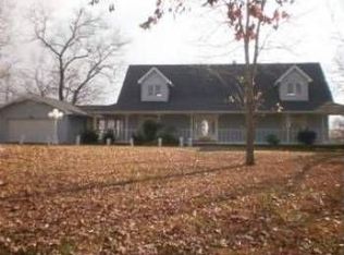 1964 W Finley River Dr, Nixa, MO 65714