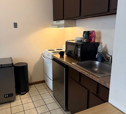5th image of 3836 Nicollet Ave APT 104