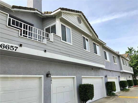 3rd image of 6657 Cantertbury Dr #202