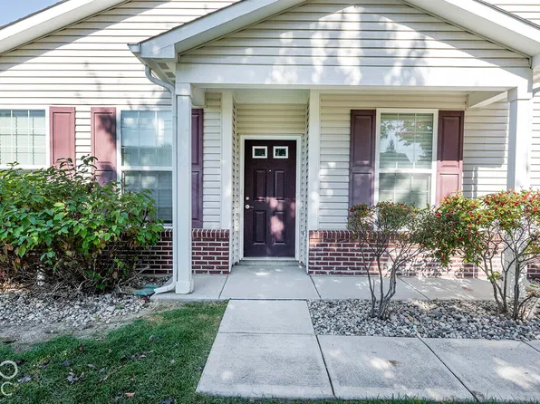 9599 Prairie Smoke Dr, Noblesville, IN 46060