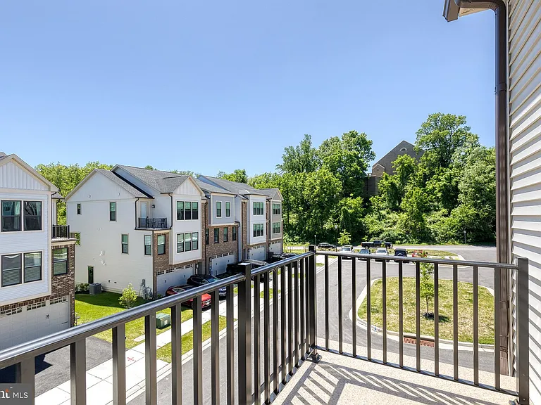 200 Hickory Hollow Ct — Photo 30