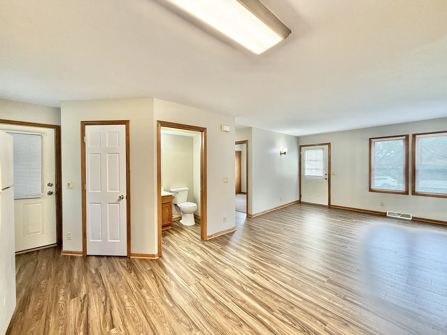 15 Elliott Street - 1 — Photo 2