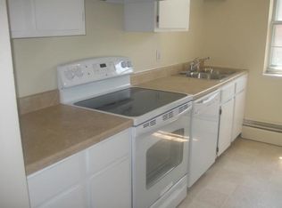 69 Parrish St APT 11, Canandaigua, NY 14424