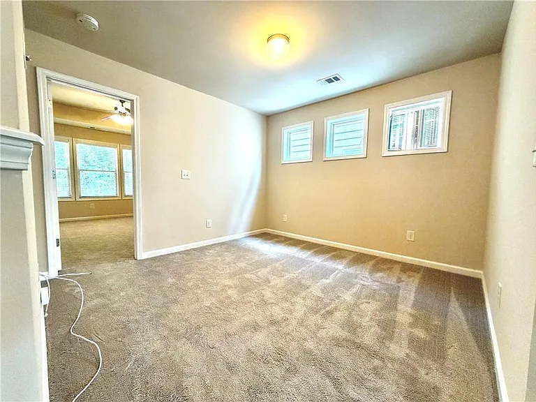 6215 Crested Moss Dr — Photo 13