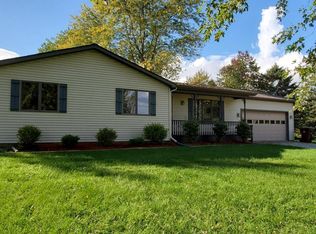 7077 Williams Rd, Lansing, MI 48911