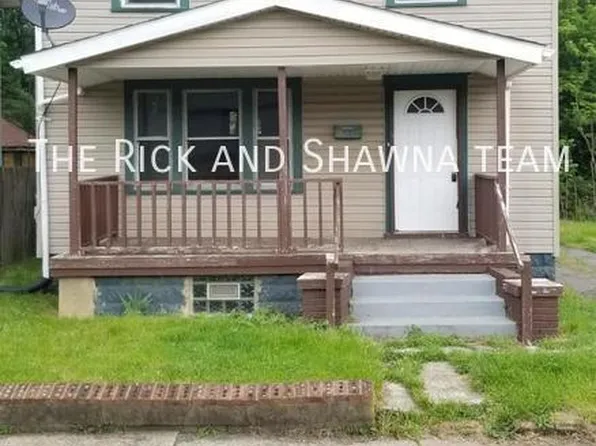 1819 Penn Pl NE, Canton, OH 44704