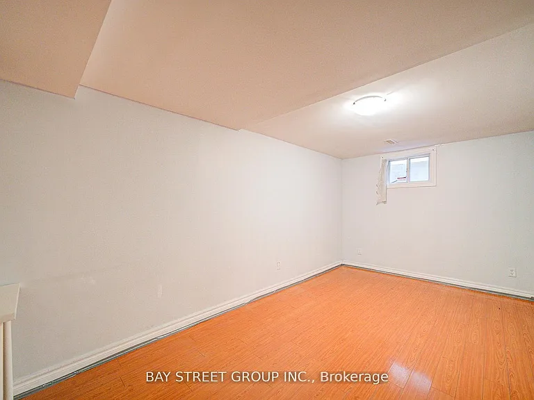 5 Lockdare St #BASEMENT — Photo 20