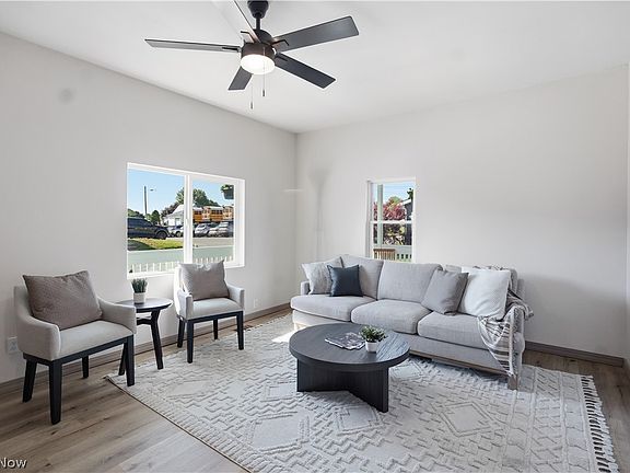 4th image of 39 Prospect St