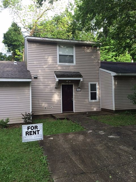 1st image of 1485 Live Oak Dr