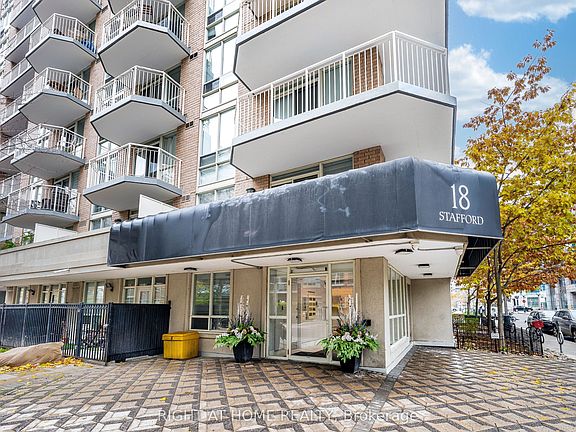 4th image of 18 Stafford St #602