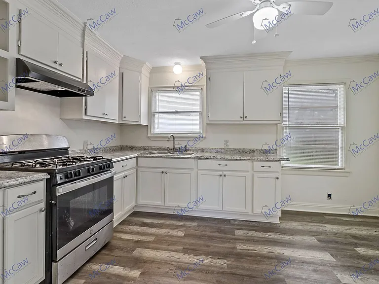 2802 Materhorn Dr — Photo 3