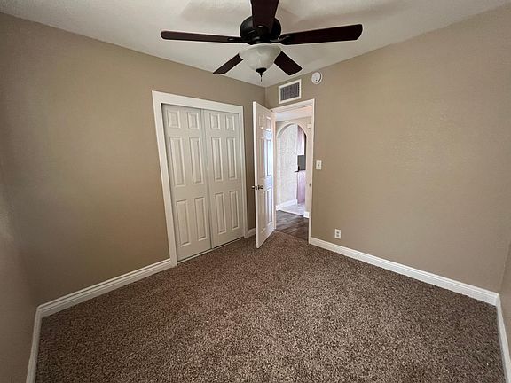 4th image of 925 Kelly Dr