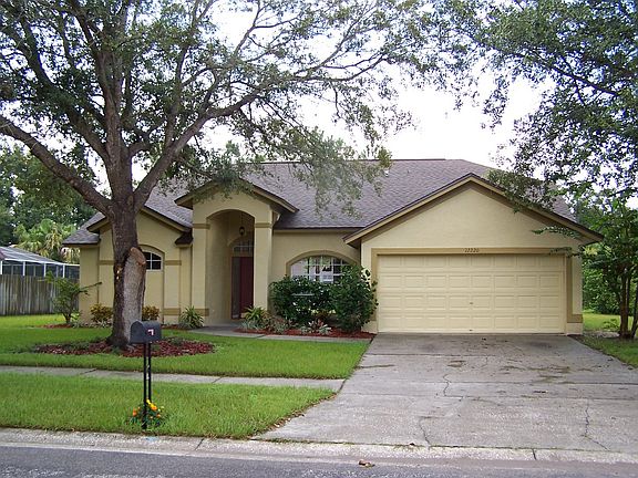 4th image of 12220 Shady Forest Dr