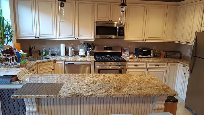 Rented by Rapid Realty Cobble Hill | media 35