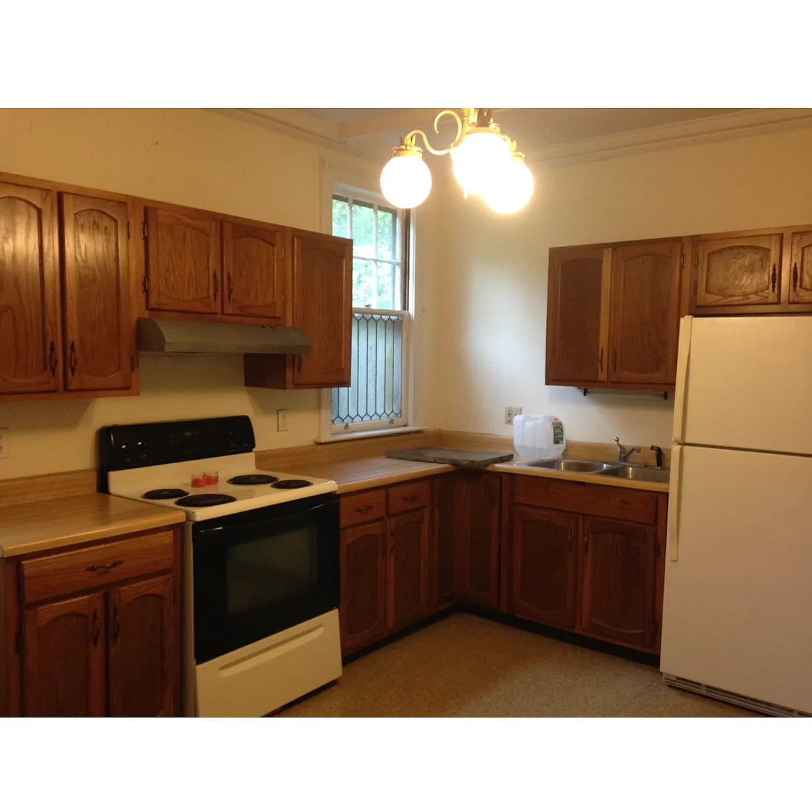 1 bed, 975 sqft, $1,700 — Photo 2